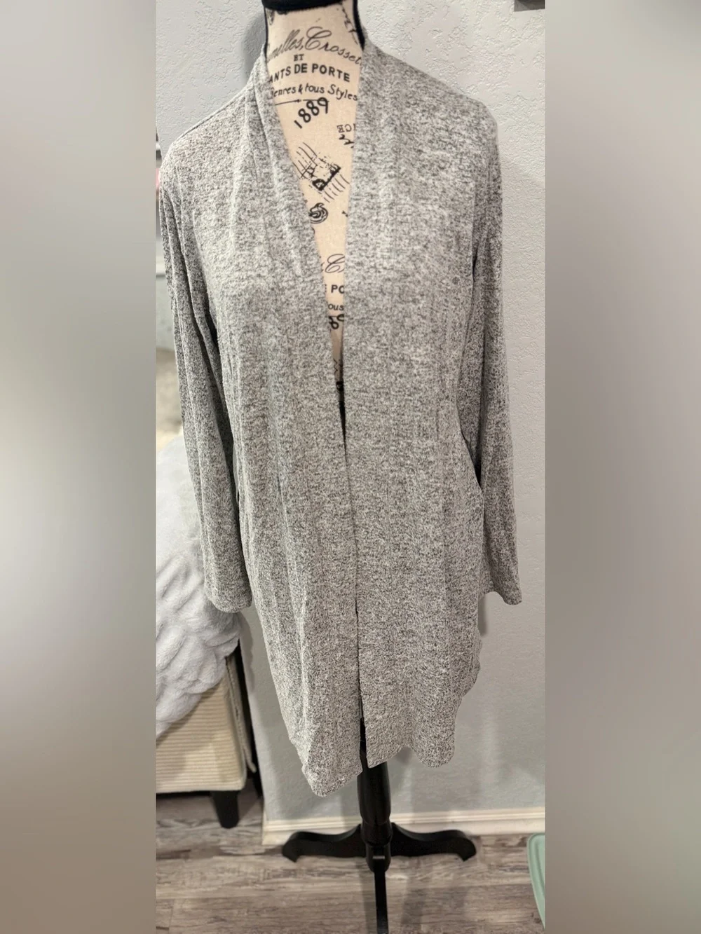 Motherhood Maternity Open Front Cardigan Sweater Heather Gray Space Dye S/M - Picture 2 of 5